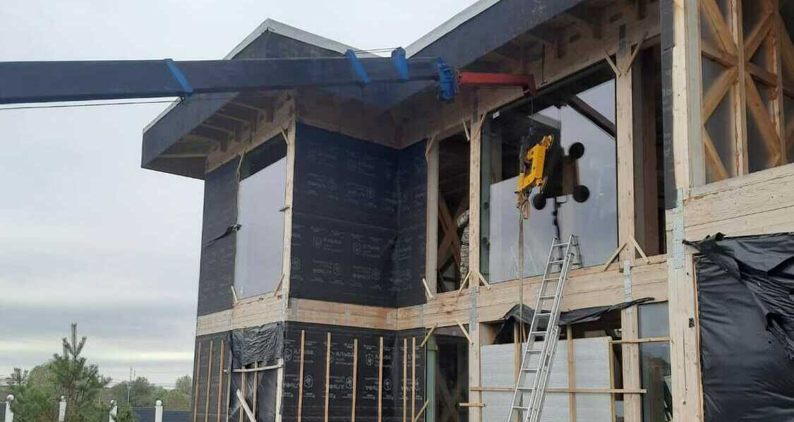 Установка безрамного стеклопакета Установка безрамного стеклопакета